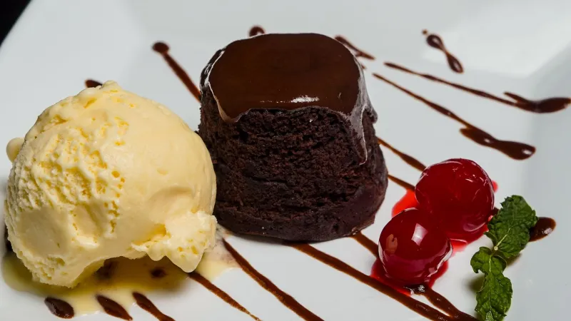 Opposites Attract: The Weird Texture Combos That Are Breaking Dessert Rules in the Best Way